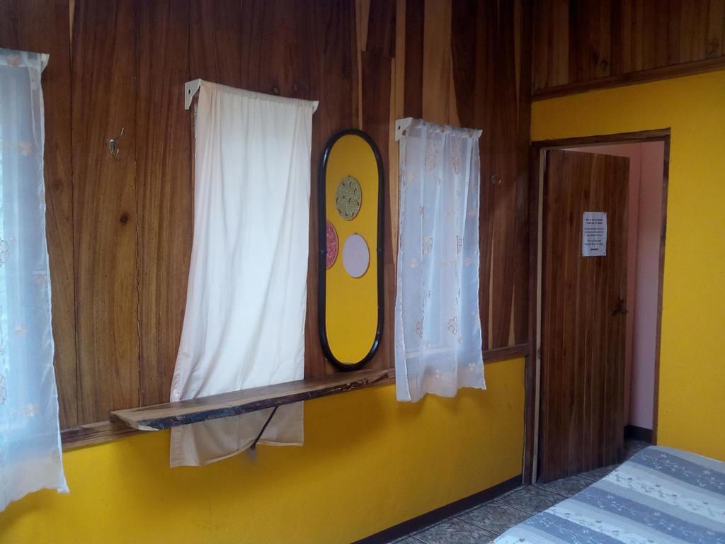 Casa Tranquilo Hostel Monteverde Exterior photo